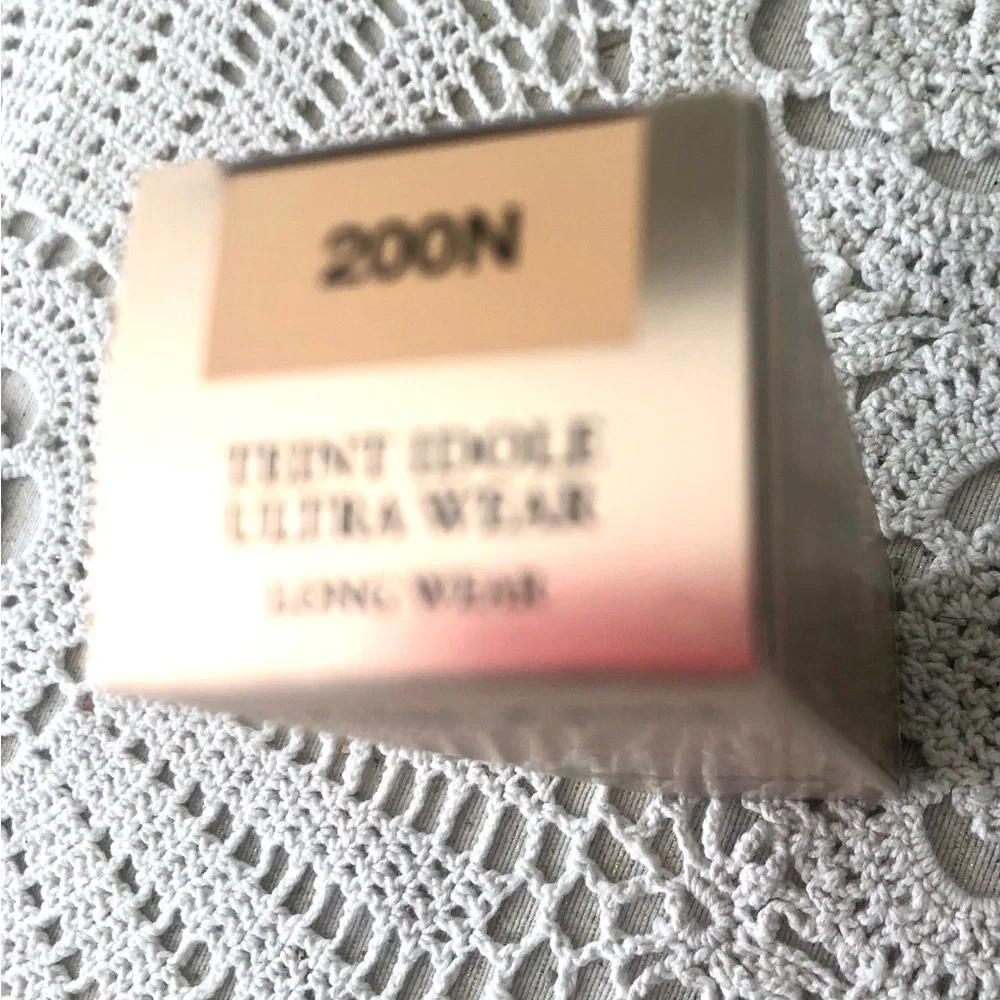 150-LANCÔME 200N TEINT IDOLE ULTRA 24H LONG WEAR MATTE FOUNDATION